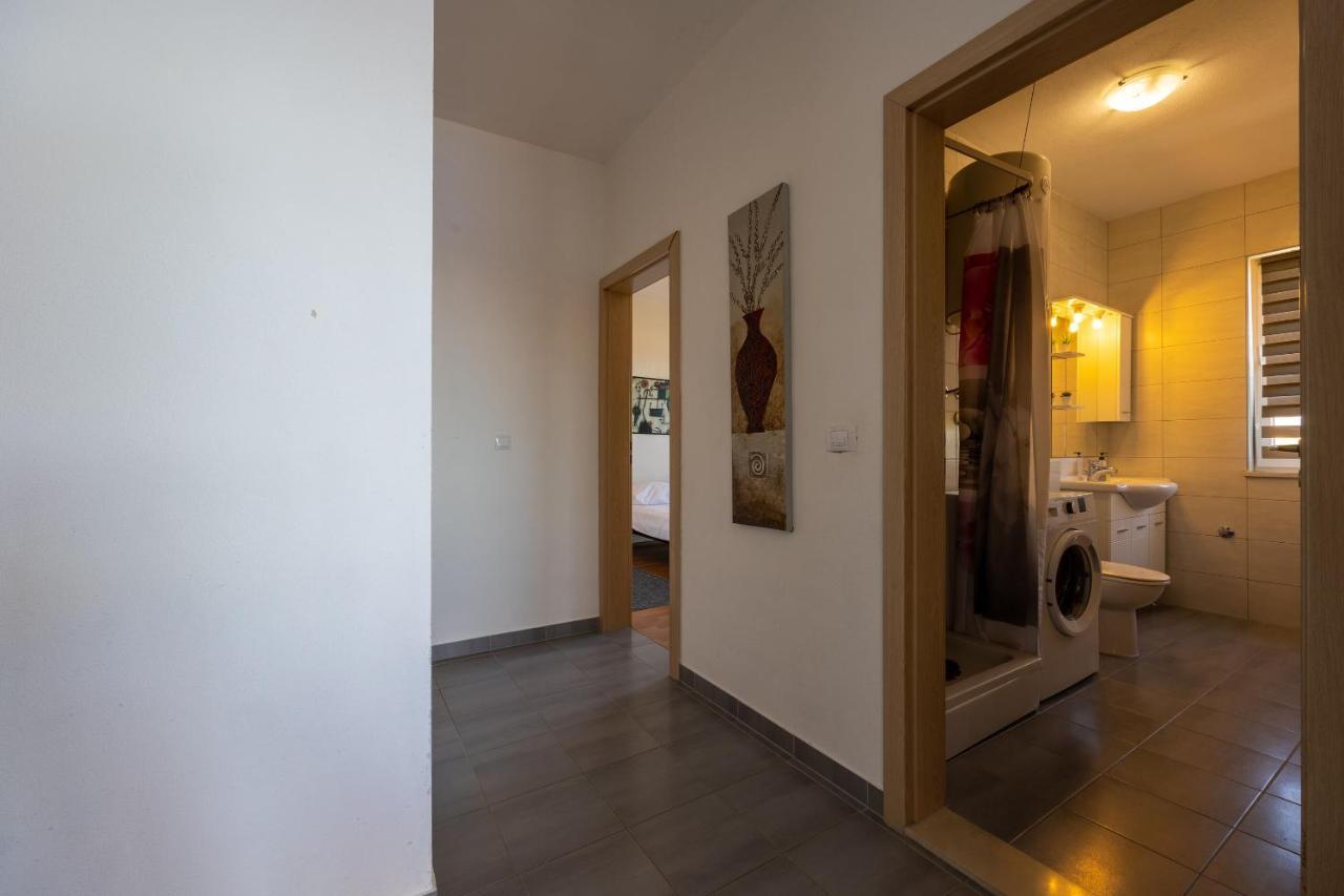 Jele Apartmán *